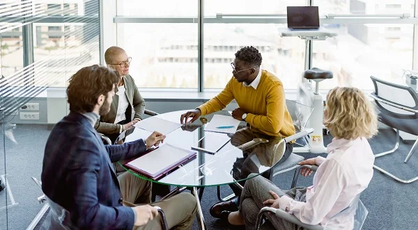 Acciones y Participaciones Societarias: Diferencias Clave