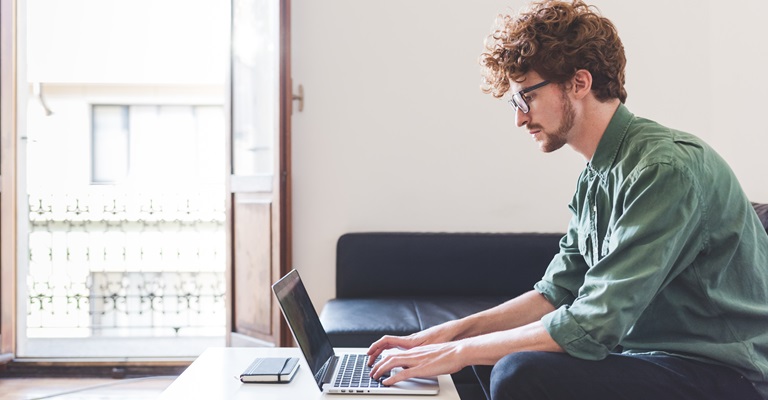 Cómo gestionar la solicitud del nombre comercial para tu inmobiliaria