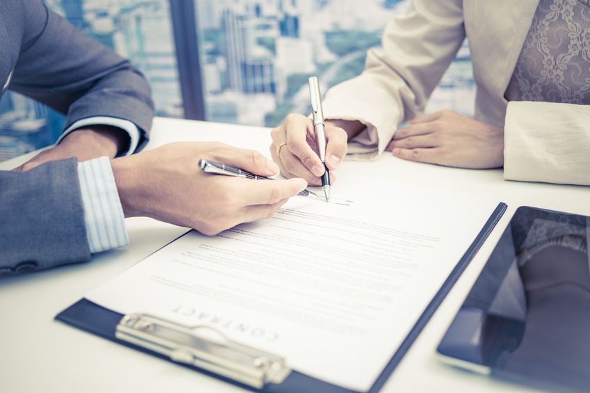 Cómo son los contratos de seguros en España y cuáles son sus características
