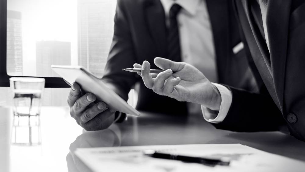 Contratos Civiles vs Mercantiles: Diferencias Claves