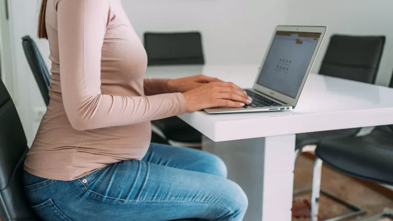 Cuál es la duración y aplicación del fuero maternal en Chile