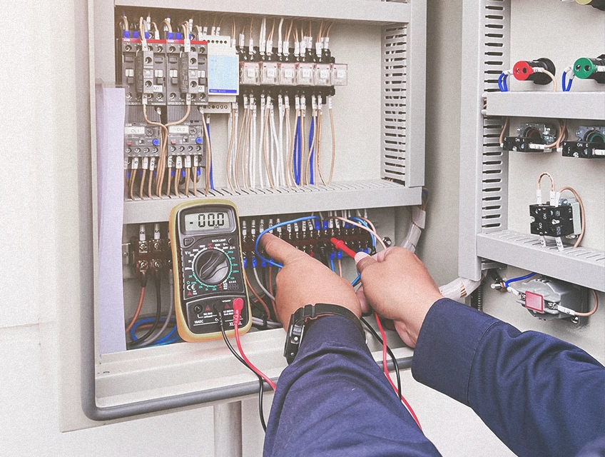 Defraudación de FLUIDO ELÉCTRICO: Qué implica y penas