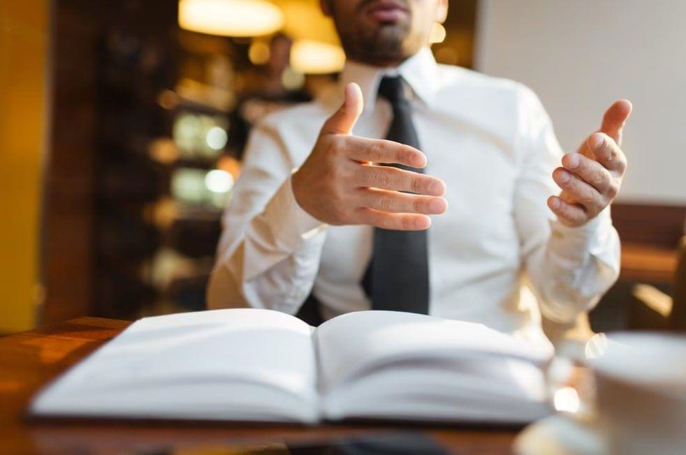 Dominas el Legal English para despachos de abogados en derecho virtual