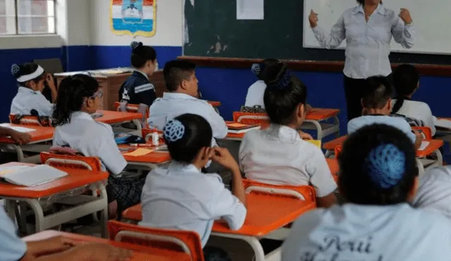 Es OBLIGATORIO comprar el UNIFORME DE COLEGIOS PRIVADOS