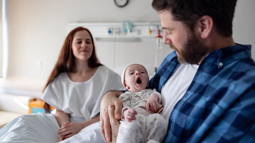 Es posible renunciar a la paternidad o maternidad Qué debes saber