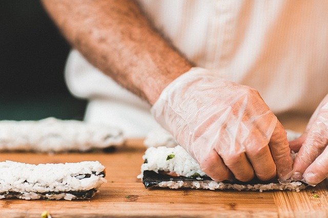 Intoxicación por comida en mal estado: PUEDO RECLAMAR