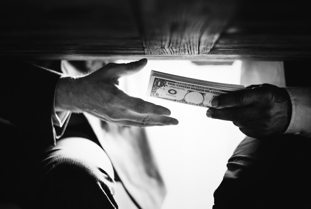 Para qué sirven y cómo funcionan los coautores y cooperadores