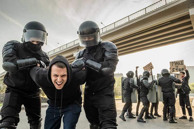 Qué es la detención ilegal y cómo defenderse en 2026