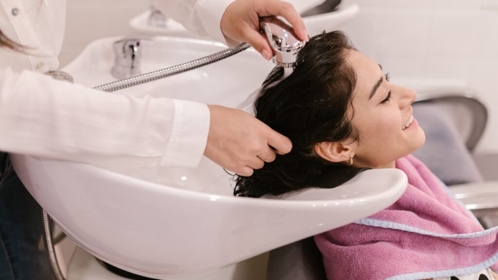 Subvenciones y ayudas 2024 para abrir tu peluquería